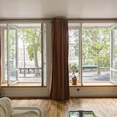 Apartment The Marais & Docks View Paris