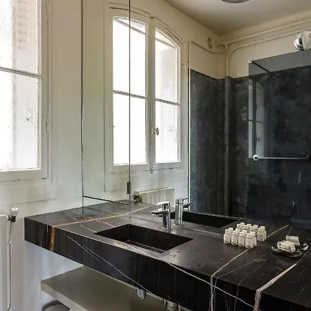 Apartment The Marais & Docks View Paris
